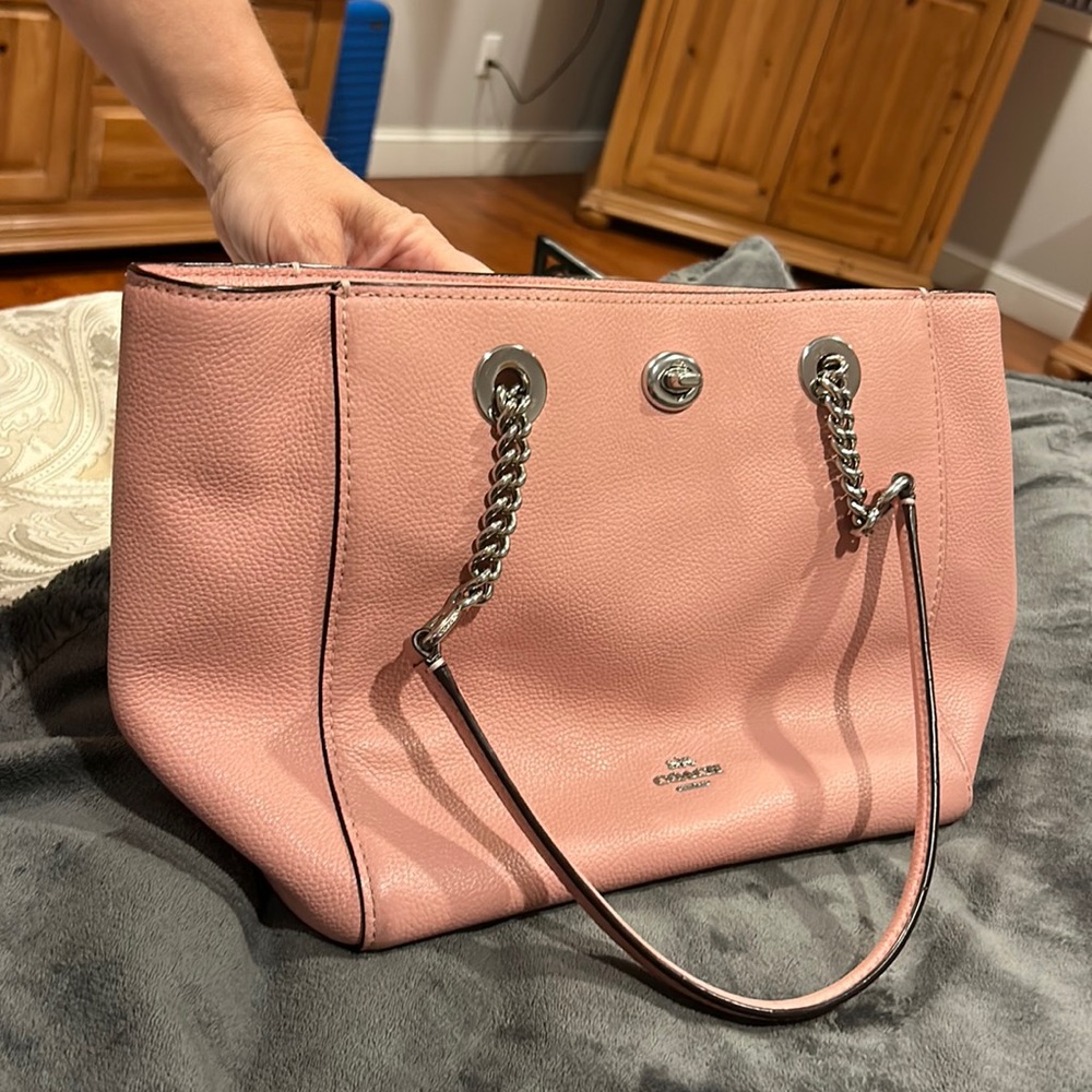 leather, outside pocket, 15in x 8in